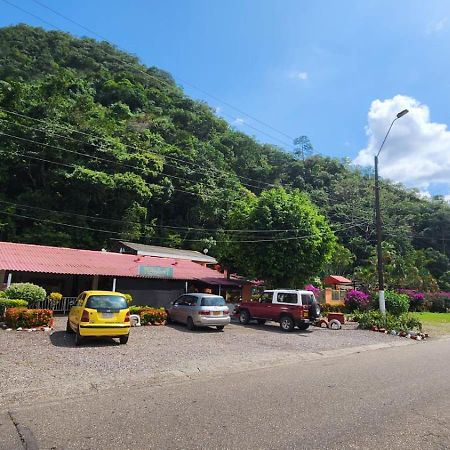 Hotel Balneario Chorillano Villavicencio Esterno foto
