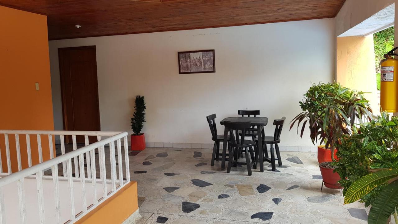 Hotel Balneario Chorillano Villavicencio Esterno foto