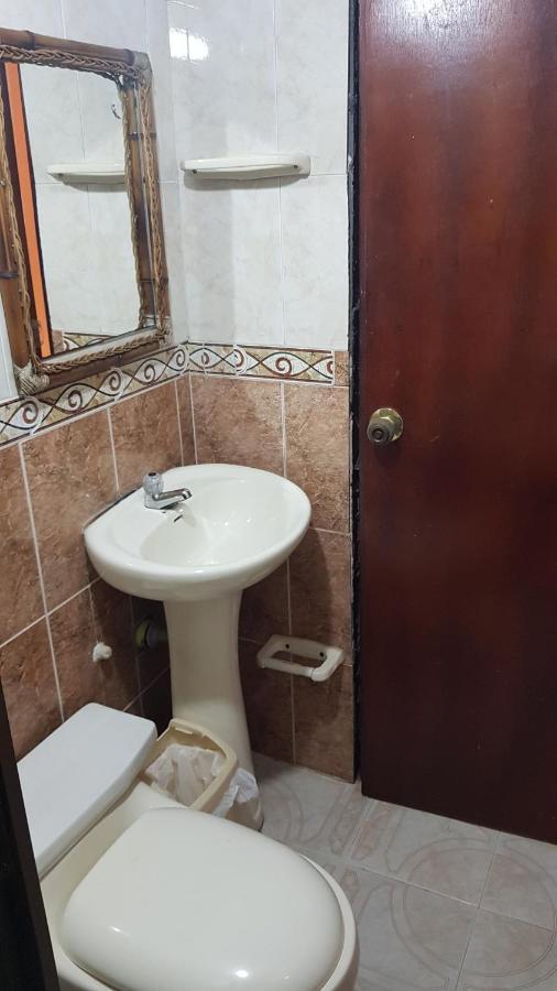 Hotel Balneario Chorillano Villavicencio Esterno foto
